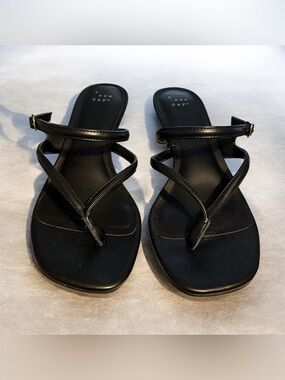 a new day Black Crisscross Toe-Loop Sandals